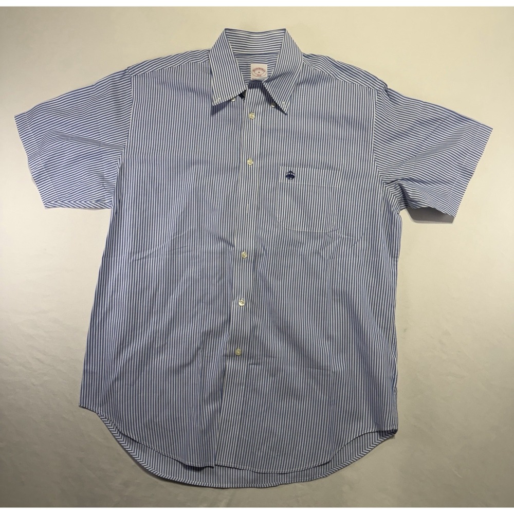 Brooks Brothers 346 Shirt Medium Blue Stripe Short Sleeve Button Front